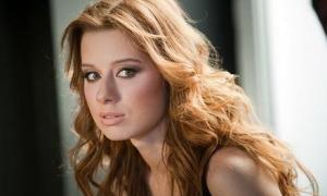 Юлія Савічева після 10 років стосунків зважилася на заміжжя