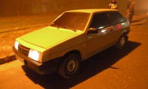 Чоловік під дією наркотиків перевозив у автівці рушницю й накладні бороду та вуса