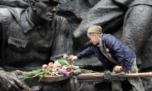 Сьогодні Київ вшанує пам’ять загиблих у війні хвилиною мовчання