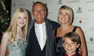 Донька Андрія Кончаловського рівно місяць знаходиться у комі