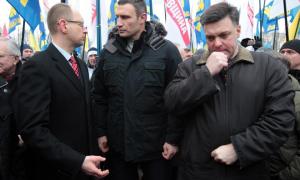 Лідери опозиції просять Євросоюз дати Україні останній шанс