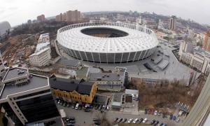 Сьогодні ДАІ заборонила паркуватися біля стадіону «Олімпійський»