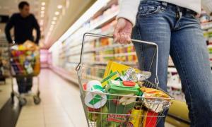 Українці залишають у магазинах 80% своїх заробітків