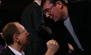Опозиціонери вимагають впустити їх до хворої Тимошенко