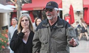 Барбара Стрейзанд свариться з чоловіком через пасинка-пияка