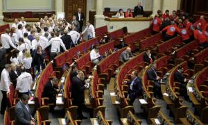 Опозиція готується зареєструвати проект постанови про відставку Азарова