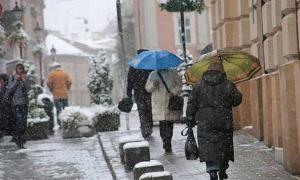 Завтра на заході України йтиме мокрий сніг