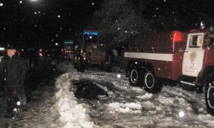 На Хмельниччині сніговий колапс спричинив величезні затори з вантажівок