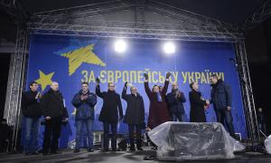 Лідери опозиції прийдуть на засідання Кабміну, а потім полетять у Вільнюс