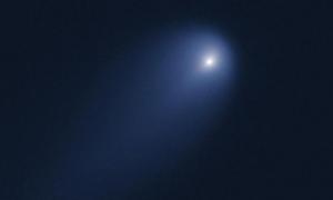 Комета століття може остаточно розпастися під час наближення до Сонця