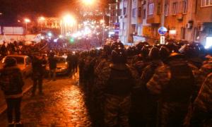На столичному Євромайдані з’явилися кілька сотень бійців «Беркута»