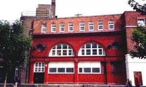 Українець купив занедбану станцію метро в Лондоні за $ 80 млн 