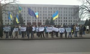 На Євромайдан у Полтаві вийшли не менше тисячі людей