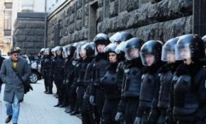 У міліції божаться, що правоохоронці біля Ради і Кабміну не мають спецзасобів захисту