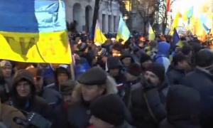 Яценюк скликає всіх мітингувальників до Адміністрації президента