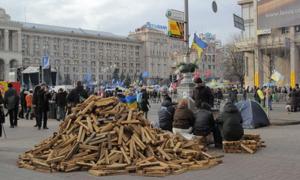 Учасникам Євромайдану не вистачає теплих речей, волонтерів та медикаментів