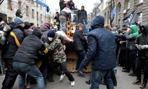 Дев’ятьох активістів, затриманих під час зіткнень у Києві 1 грудня, арештували на 2 місяці