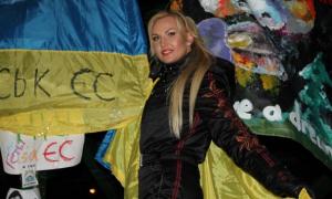 Співачка Камалія побувала на Євромайдані
