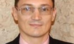 " Тітушкі " стягуються до Київради 