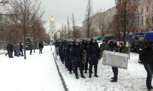«Регіонали» заявили про «адекватні» силові заходи при розблокуванні мерії Києва