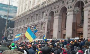 Силовики увірвалися до КМДА
