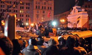 Нічні події на Євромайдані назвали протистоянням Євразії проти Європи