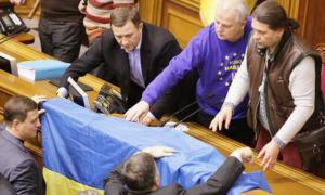 Опозиція розблокує парламент, щоб прийняти держбюджет на наступний рік