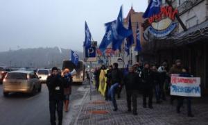Євромайданівці вирушили зустрічати кортеж Президента
