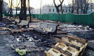 Активісти Євромайдану приберуть Маріїнський парк після антимайданівців