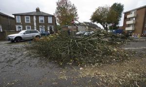 На Різдво у Британії п’ятеро людей загинули під час страшного шторму