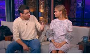 Христина Асмус народила Харламову дівчинку