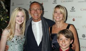 Лікарі дають все менше шансів на одужання доньки Андрія Кончаловського