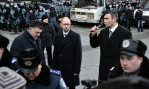 Бжезинський: Щоб виграти вибори, українська опозиція має обрати харизматичного лідера