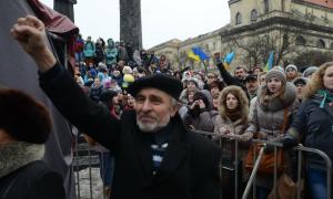 Судом заборонено масові акції та мирні зібрання у центрі Києва