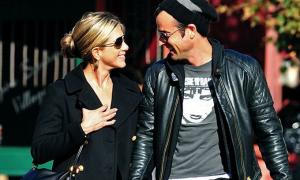 Дженніфер Еністон хоче скористатися послугами сурогатної матері