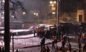 Цілу нач у Києві тривали протистояння між силовиками і мітингувальниками