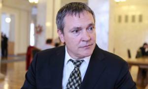 Колесніченко запевняє, що Янукович не розглядав введення надзвичайного стану