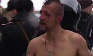 Активіста, якого голим знімали на камеру силовики, визнали жертвою катування