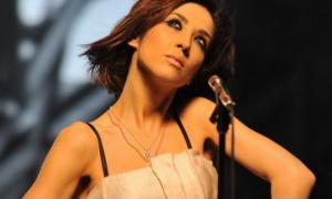 Анна Завальська у політику йти не прагне, тому що не вміє брехати