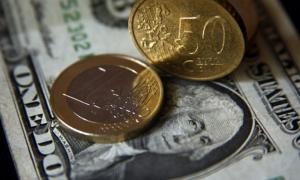 Долар на міжбанку зріс до 8,90 гривень