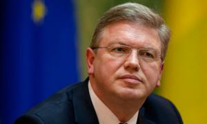 Фюле закликає українську опозицію дистанціюватися від радикалів