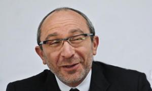 Кернес сам себе преміював