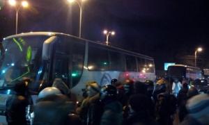 На Полтавщині місцеві жителі не пустили до Києва автобуси з тітушками