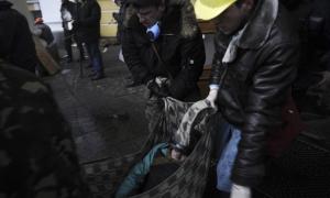 ЗМІ повідомили, що від куль снайперів загинули 50 демонстрантів