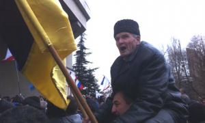 Під Верховною Радою Криму відбулися невеликі бійки