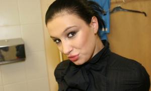 Приходько радить Путіну замість Криму зайнятися молодою дружиною та бідністю в Росії