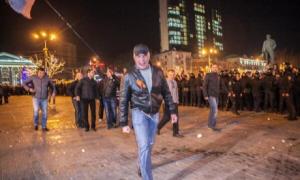 Наслідки кривавих сутичок у Донецьку: є померлі і півсотні постраждалих