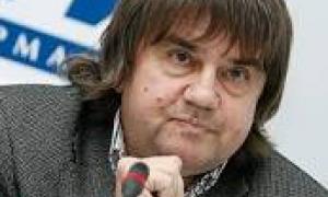 Карасьов: кримчани протверезіють та зрозуміють, яку історичну помилку вони сьогодні допускають