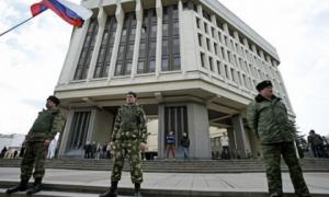 Кримський парламент проголосив півострів незалежною суверенною державою і проситься до Росії
