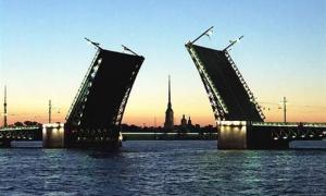 Петербург просить дозволити референдум про відділення міста від Росії